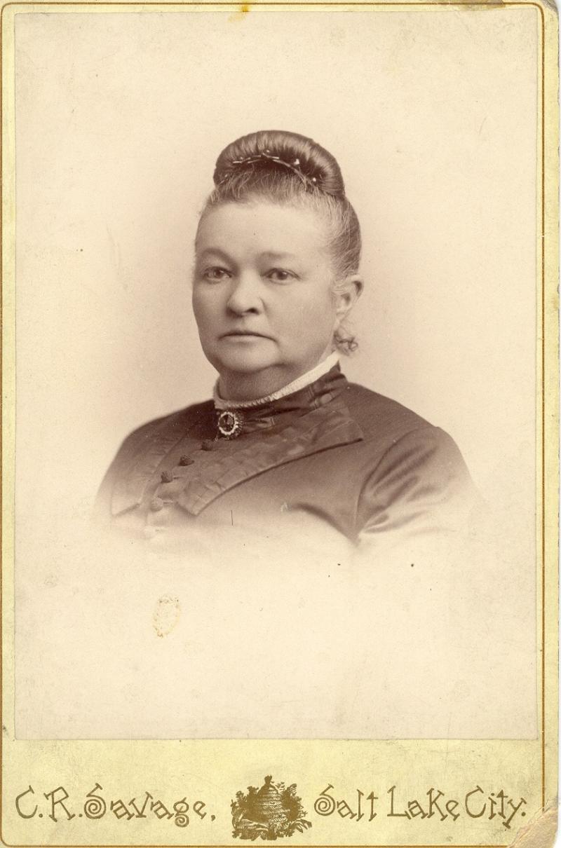 Mary Elizabeth Russell (1833 - 1905) Profile